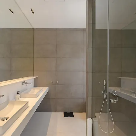 Aquastar Villa *